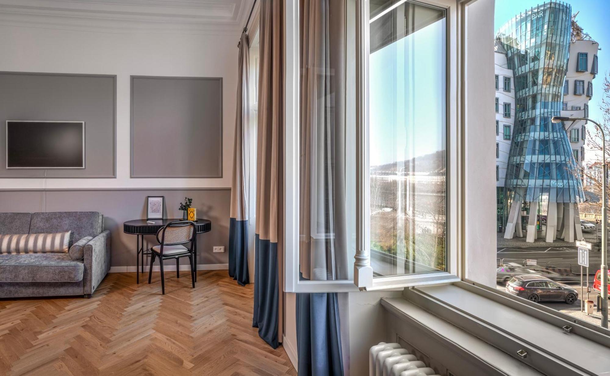 River Dance Suites By Adrez Praha Bagian luar foto