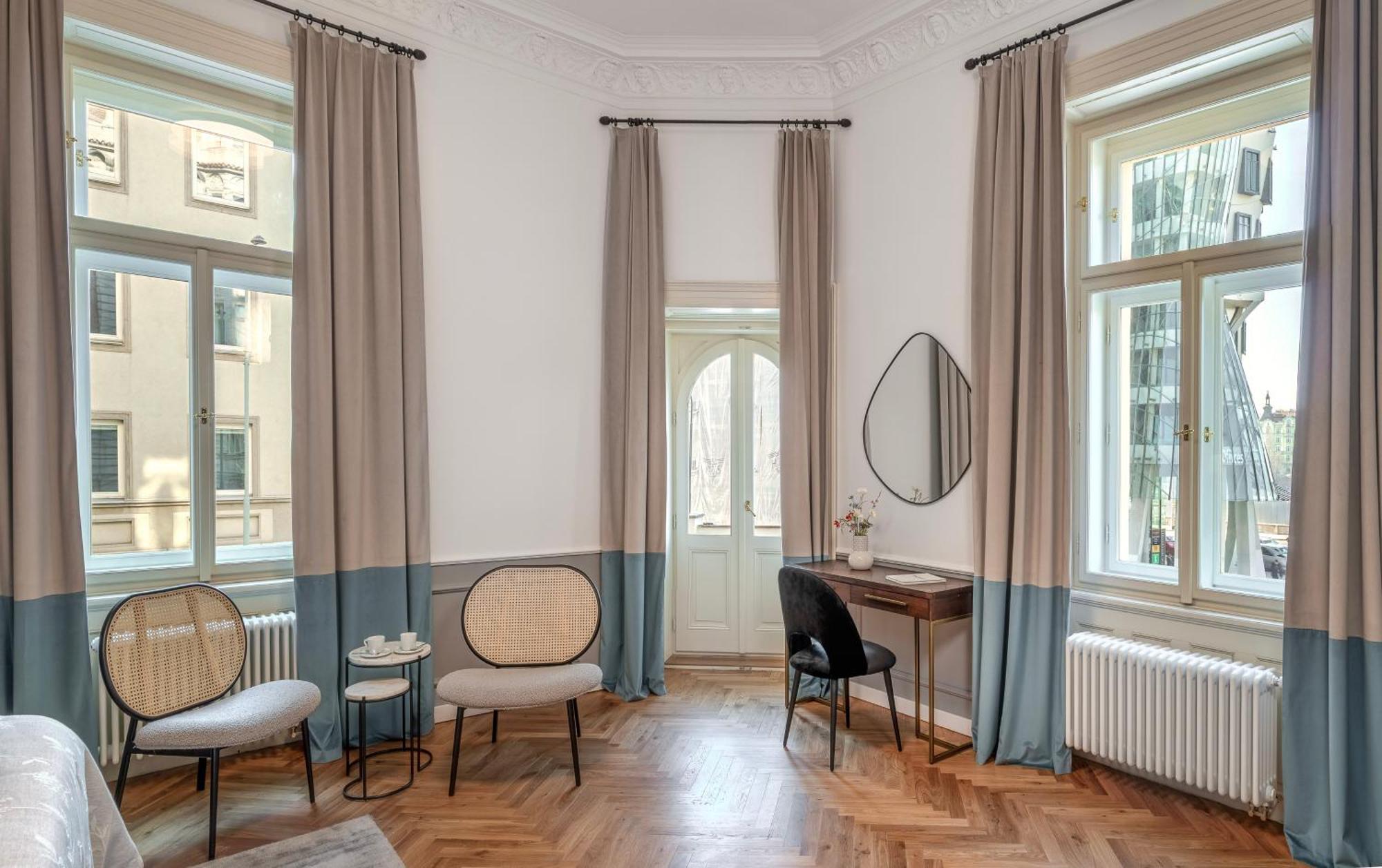 River Dance Suites By Adrez Praha Bagian luar foto